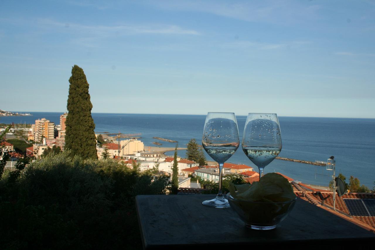 La Dolce Vita Taggia Exterior foto
