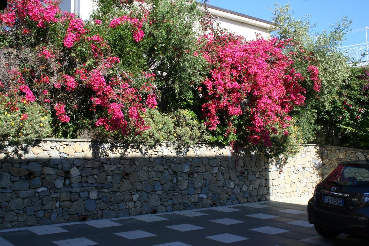 La Dolce Vita Taggia Exterior foto