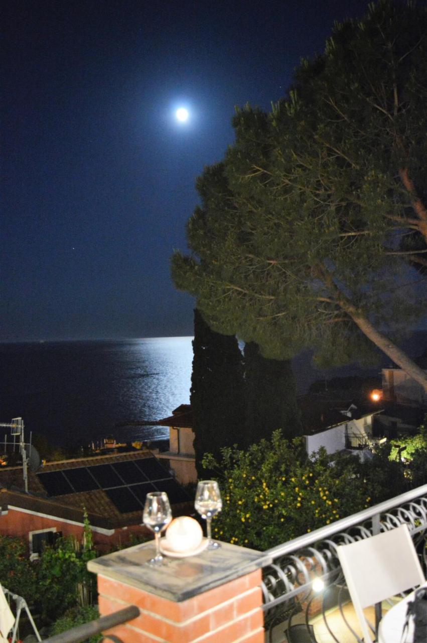 La Dolce Vita Taggia Exterior foto